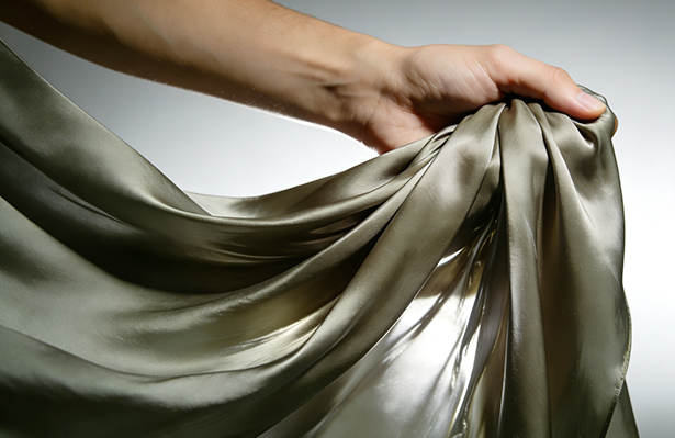 Vier van harte de officiële lancering van de website van Shaoxing Echoes Textile Co., Ltd.!